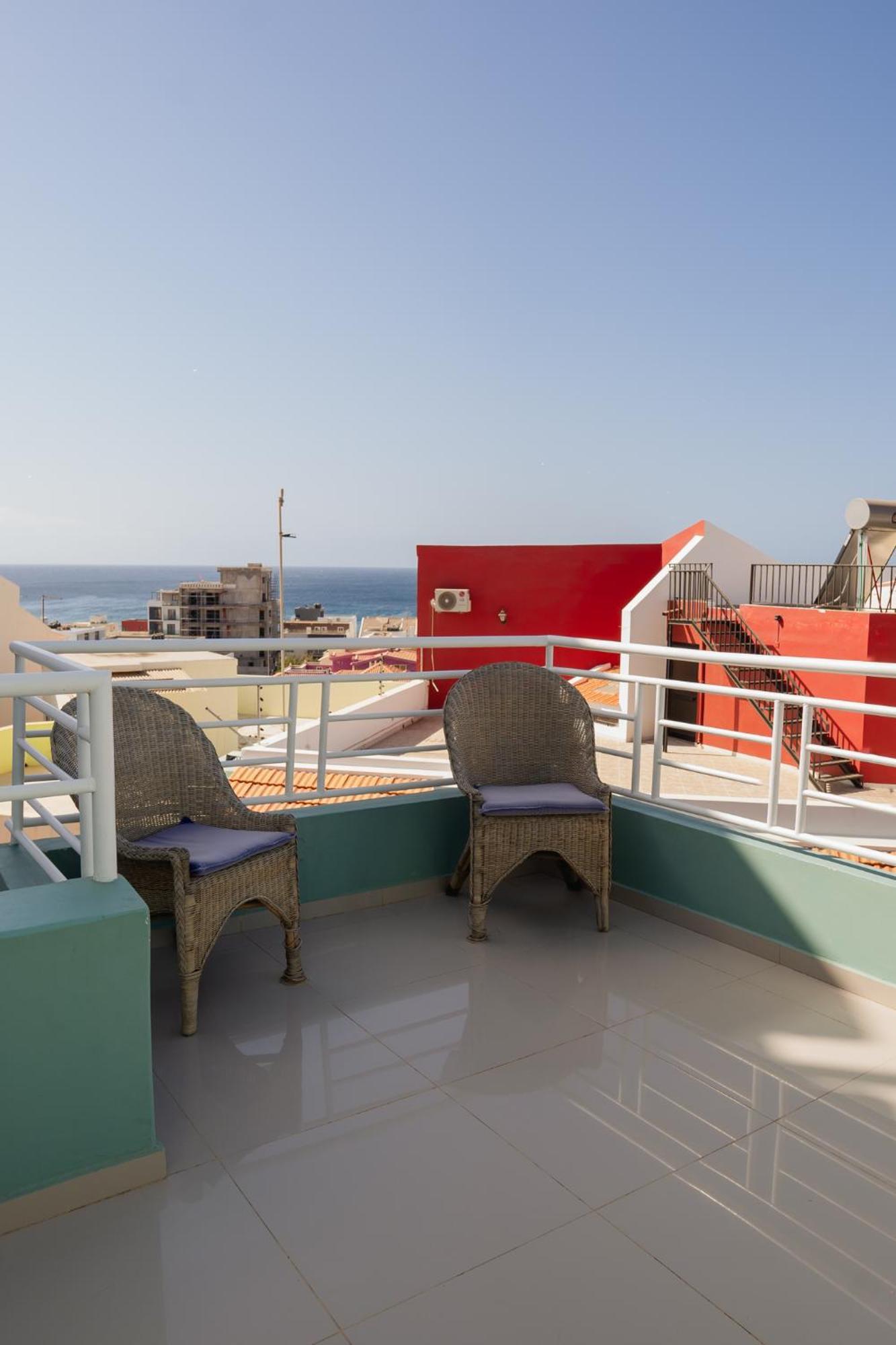 Praia Guest House Exterior photo